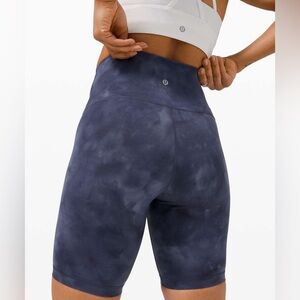 Lululemon Wunder Train High-Rise Short 8" Diamond Dye Naval Blue Size 2